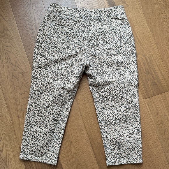 Pilcro Anthropologie The Wanderer Relaxed Leopard Print Jeans - Ladies Size 33P - Picture 8 of 9